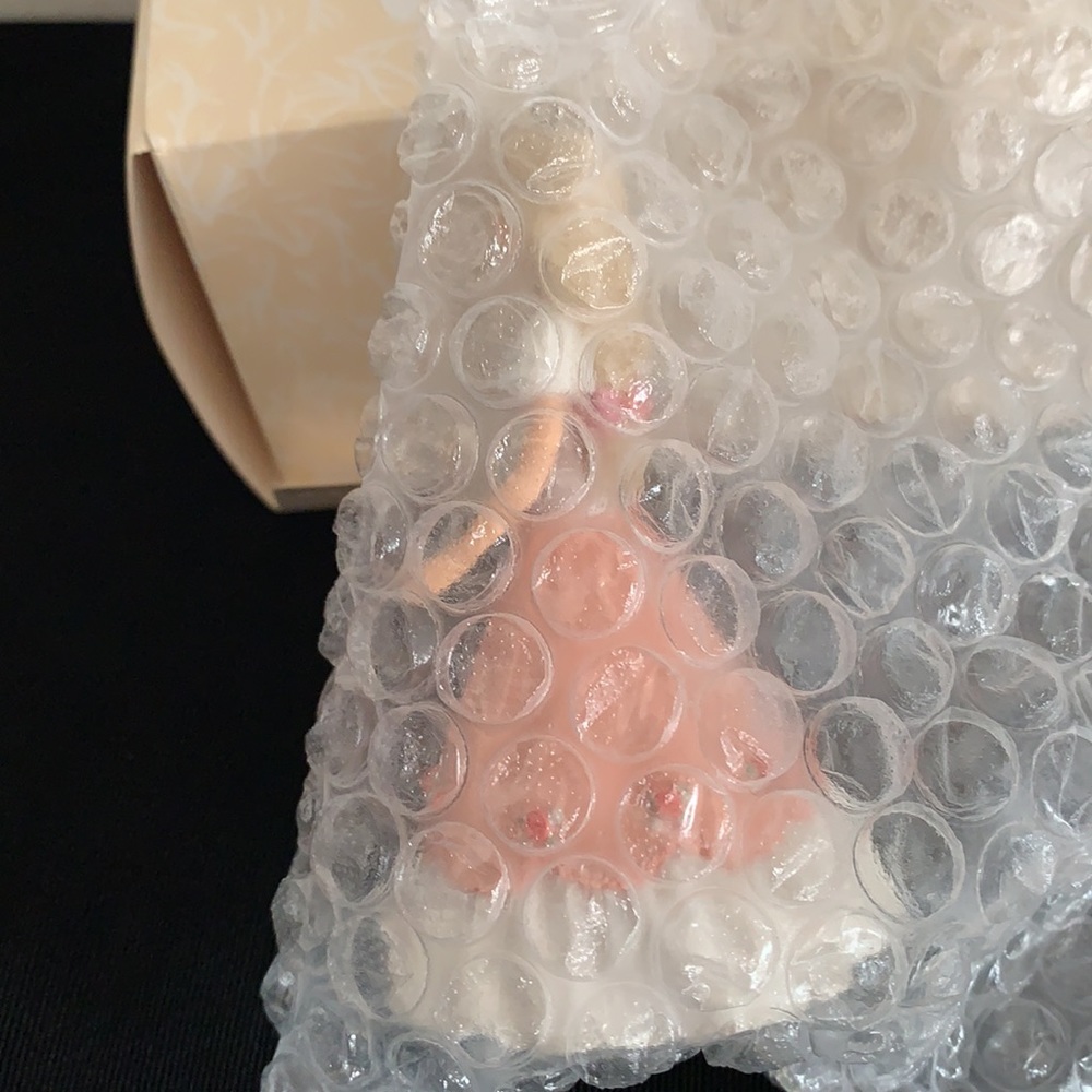 1997 Hallmark Springtime Barbie Ornament - Picture 6 of 15